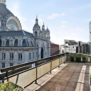 https://luxe-penthouse-rooftop-terrace-spectacular-view.hotelsantwerp.net